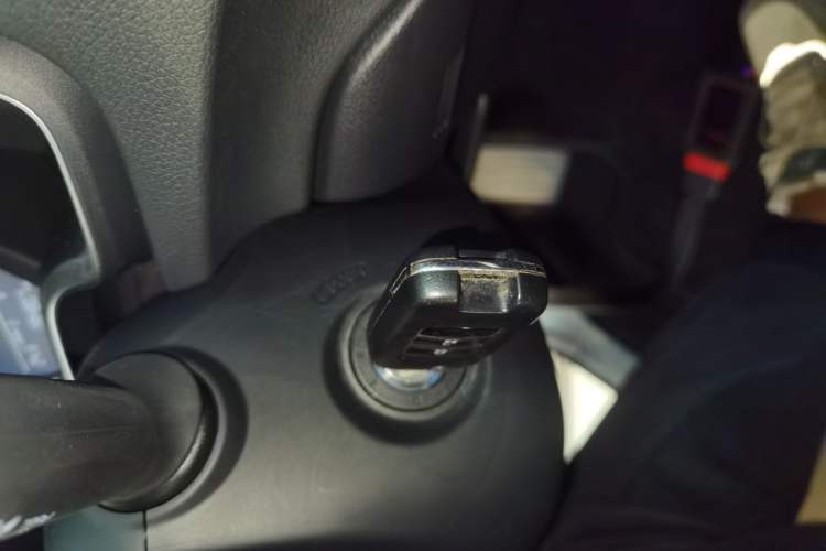 Used Honda CR-V 2021 240TURBO CVT 2WD Comfort Version Interior 1