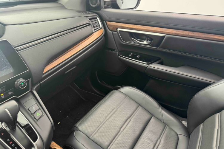 Used Honda CR-V 2021 240TURBO CVT 2WD Fashion Edition Interior 1