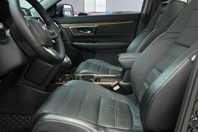 Used Honda CR-V 2021 240TURBO CVT 2WD Fashion Edition Interior 1
