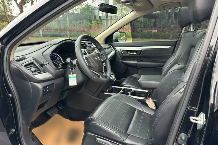 Used Honda CR-V 2021 240TURBO CVT 2WD Comfort Version Interior 2
