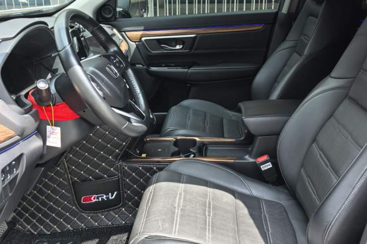 Used Honda CR-V 2021 240TURBO CVT 2WD Fashion Edition Interior 2