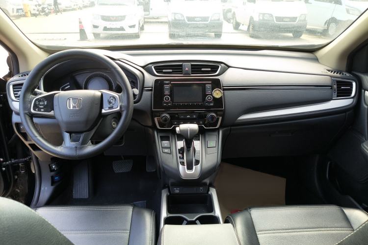 Used Honda CR-V 2021 240TURBO CVT 2WD Comfort Version Interior 3