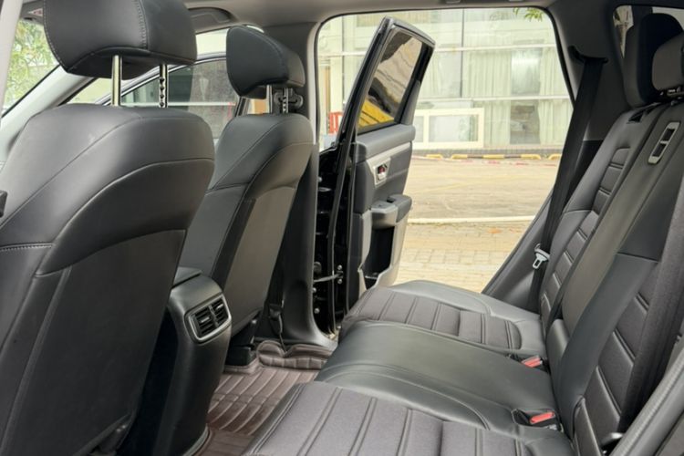Used Honda CR-V 2021 240TURBO CVT Two-Wheel Drive Urban Edition Interior 3