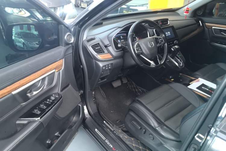 Used Honda CR-V 2021 240TURBO CVT 2WD Fashion Edition Interior 3
