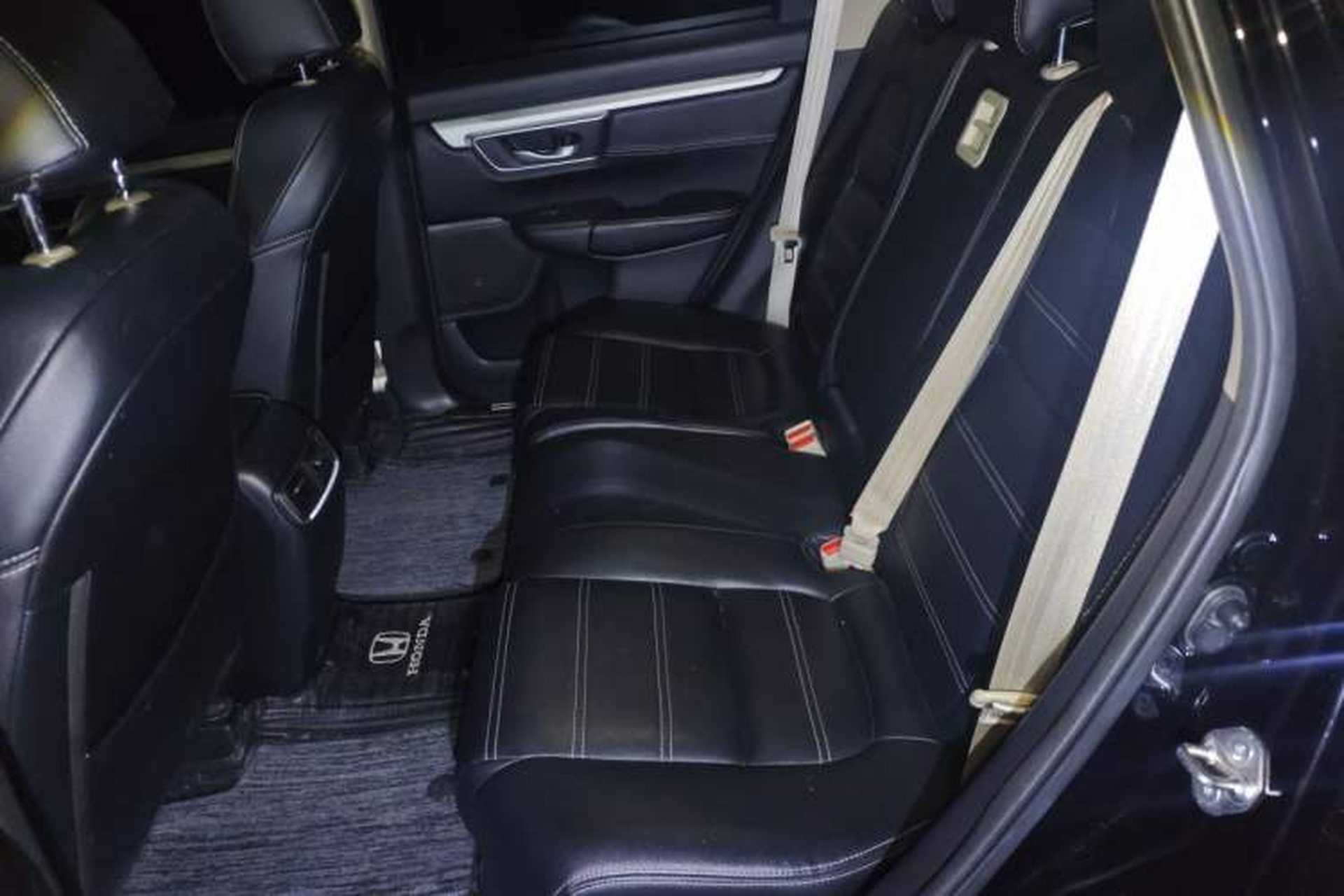 Used Honda CR-V 2021 240TURBO CVT 2WD Comfort Version Interior 4