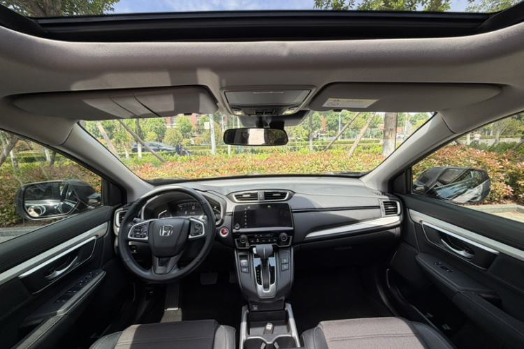 Used Honda CR-V 2021 240TURBO CVT Two-Wheel Drive Urban Edition Interior 4