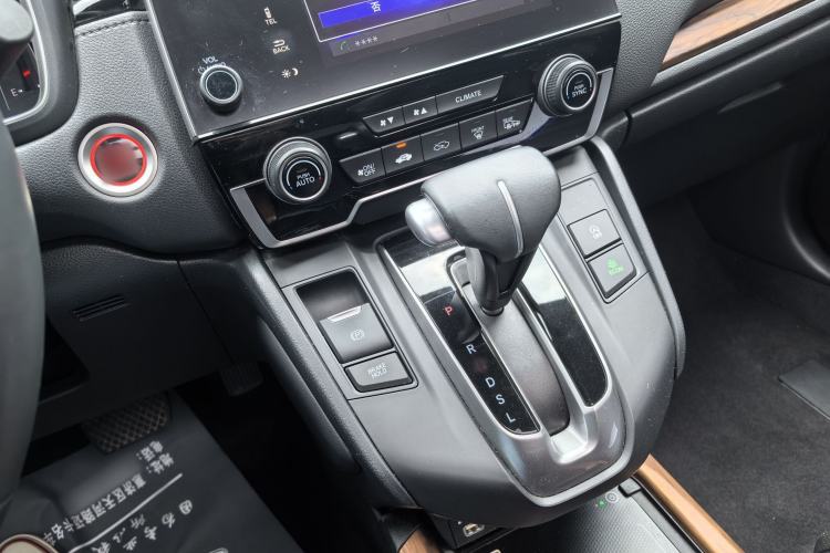 Used Honda CR-V 2021 240TURBO CVT 2WD Fashion Edition Interior 4