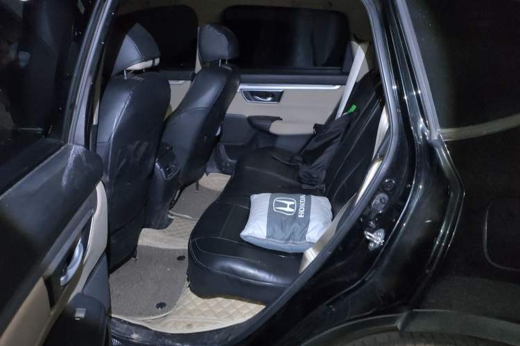 Used Honda CR-V 2021 240TURBO CVT 2WD Comfort Version Interior 4