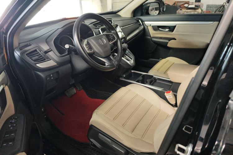 Used Honda CR-V 2021 240TURBO CVT 2WD Comfort Version Interior 4