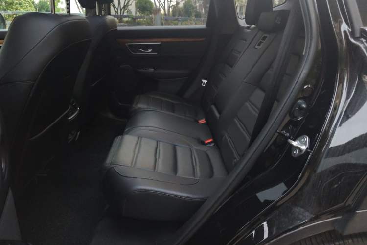 Used Honda CR-V 2021 240TURBO CVT 2WD Fashion Edition Interior 4