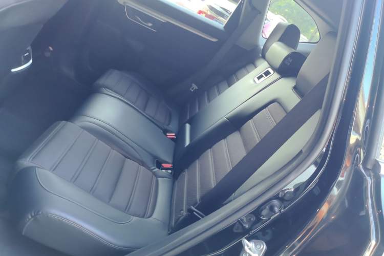 Used Honda CR-V 2021 240TURBO CVT Two-Wheel Drive Urban Edition Interior 4