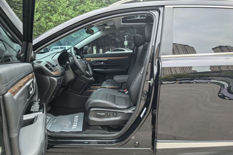 Used Honda CR-V 2021 240TURBO CVT 2WD Fashion Edition Interior 6