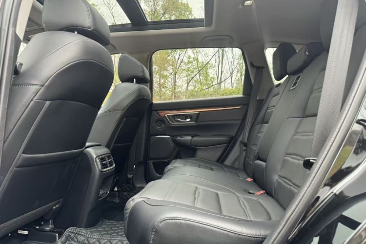 Used Honda CR-V 2021 240TURBO CVT 2WD Fashion Edition Interior 6