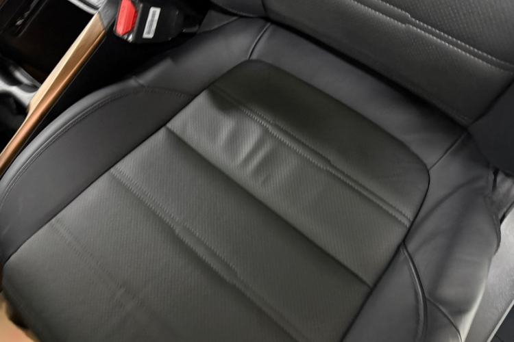 Used Honda CR-V 2021 240TURBO CVT 2WD Fashion Edition Interior 9
