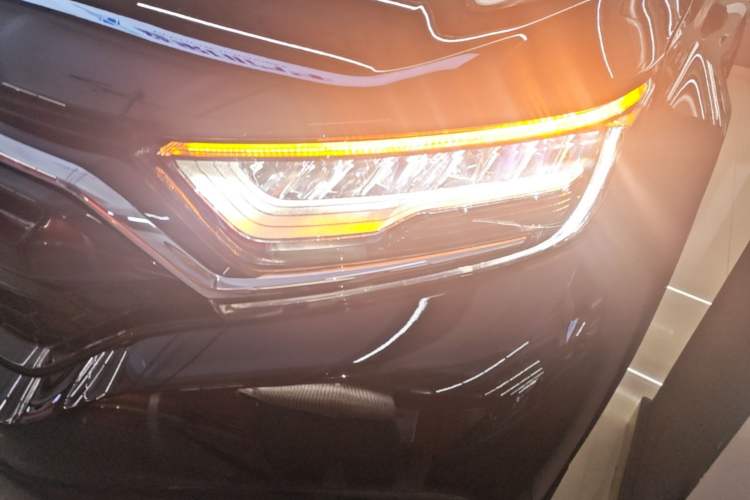 Used Honda CR-V 2021 240TURBO CVT 2WD Comfort Version Left Front Headlight