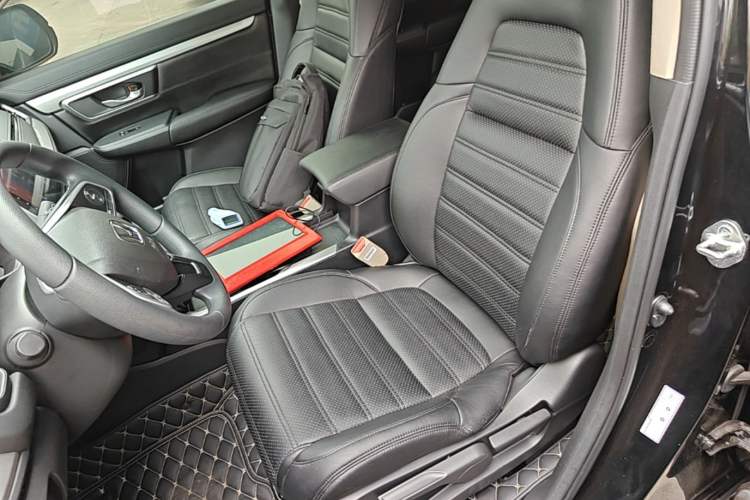 Used Honda CR-V 2021 240TURBO CVT 2WD Comfort Version Left Front Seat