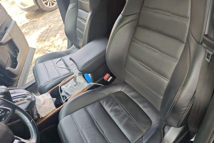 Used Honda CR-V 2021 240TURBO CVT 2WD Fashion Edition Left Front Seat