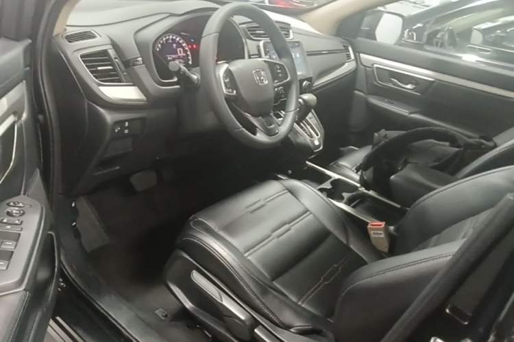 Used Honda CR-V 2021 240TURBO CVT 2WD Comfort Version Left Front Seat