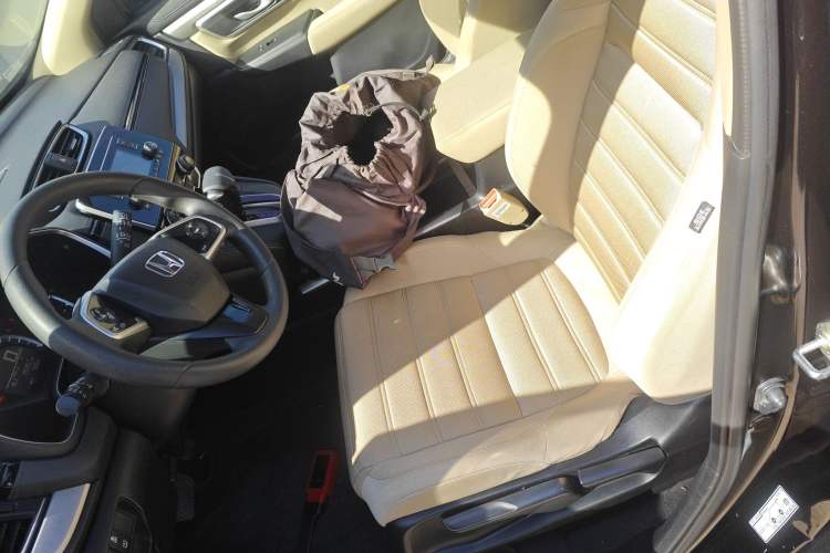 Used Honda CR-V 2021 240TURBO CVT 2WD Comfort Version Left Front Seat