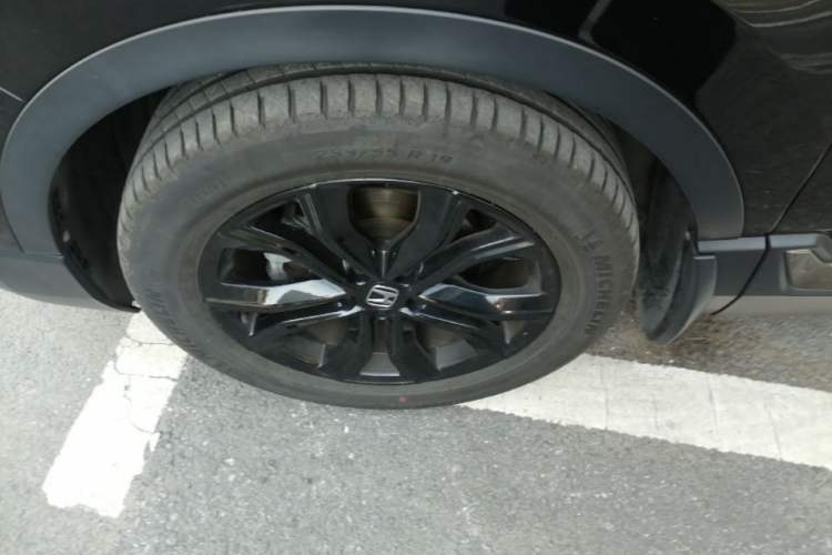 Used Honda CR-V 2021 240TURBO CVT 2WD Black Jazz Edition Left Front Wheel Hub