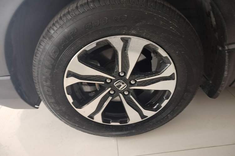 Used Honda CR-V 2021 240TURBO CVT 2WD Comfort Version Left Front Wheel Hub