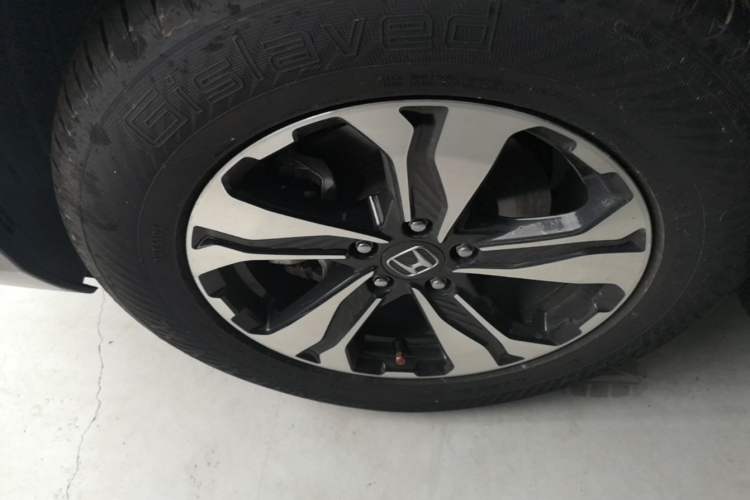 Used Honda CR-V 2021 240TURBO CVT 2WD Comfort Version Left Front Wheel Hub