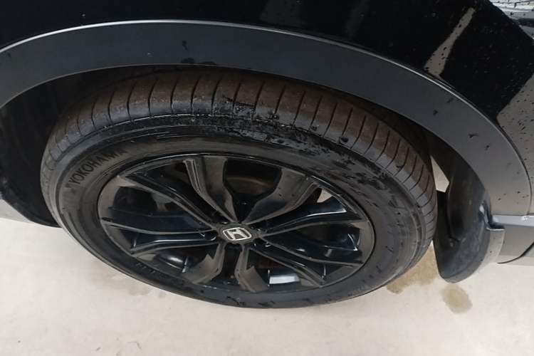 Used Honda CR-V 2021 240TURBO CVT 2WD Black Jazz Edition Left Front Wheel Hub