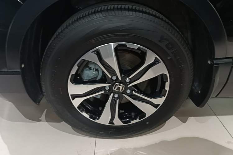 Used Honda CR-V 2021 240TURBO CVT 2WD Fashion Edition Left Front Wheel Hub