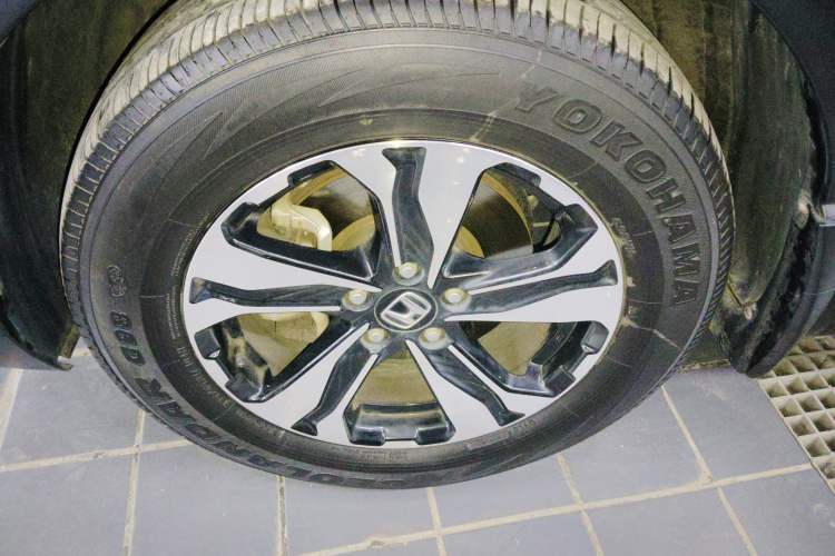 Used Honda CR-V 2021 240TURBO CVT 2WD Fashion Edition Left Front Wheel Hub
