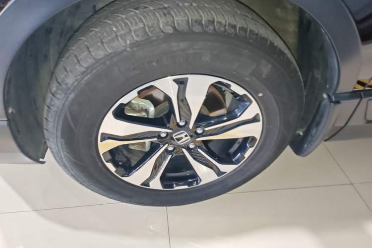 Used Honda CR-V 2021 240TURBO CVT 2WD Comfort Version Left Front Wheel Hub
