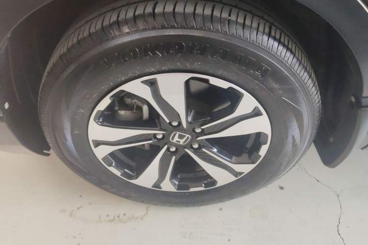 Used Honda CR-V 2021 240TURBO CVT 2WD Comfort Version Left Front Wheel Hub