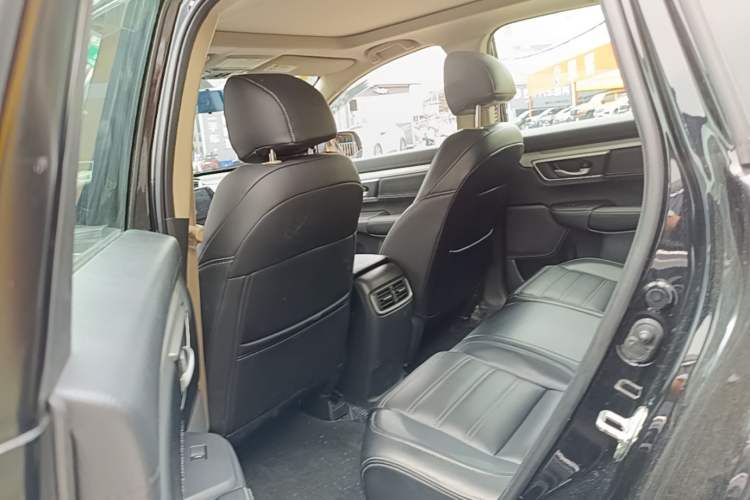 Used Honda CR-V 2021 240TURBO CVT 2WD Comfort Version Left Rear Seat