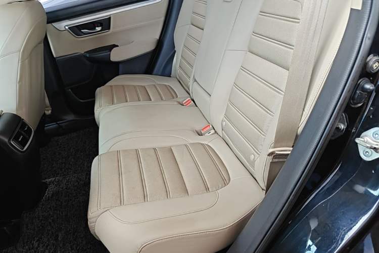 Used Honda CR-V 2021 240TURBO CVT Two-Wheel Drive Urban Edition Left Rear Seat