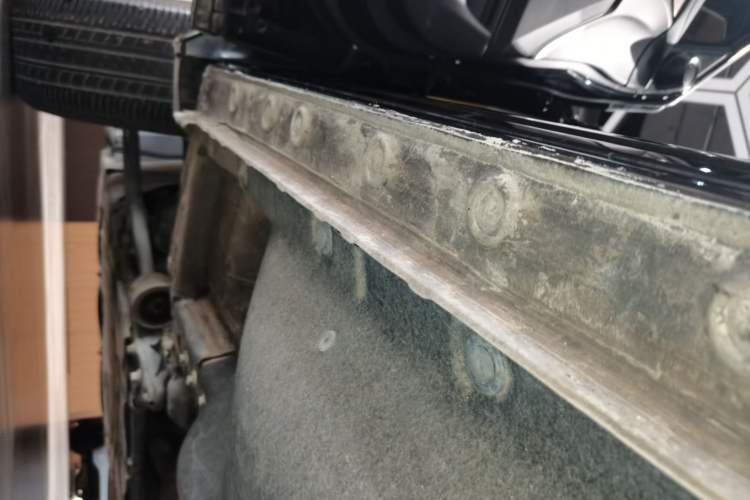 Used Honda CR-V 2021 240TURBO CVT 2WD Fashion Edition Left Side Sill