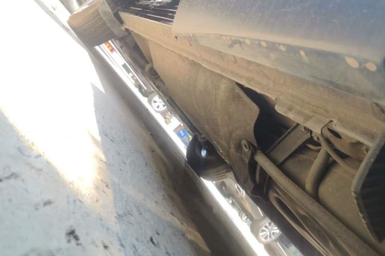 Used Honda CR-V 2021 240TURBO CVT 2WD Comfort Version Left Side Sill