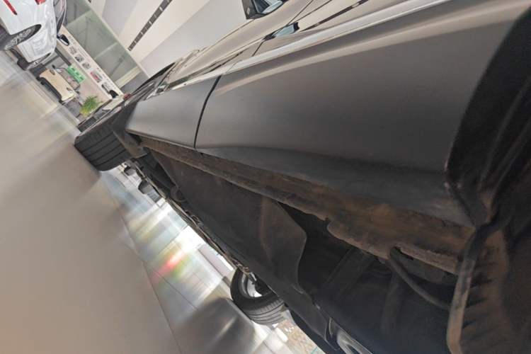 Used Honda CR-V 2021 240TURBO CVT 2WD Fashion Edition Left Side Sill