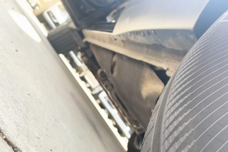 Used Honda CR-V 2021 240TURBO CVT 2WD Fashion Edition Left Side Sill