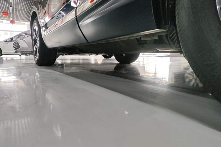 Used Honda CR-V 2021 240TURBO CVT 2WD Comfort Version Left Side Sill