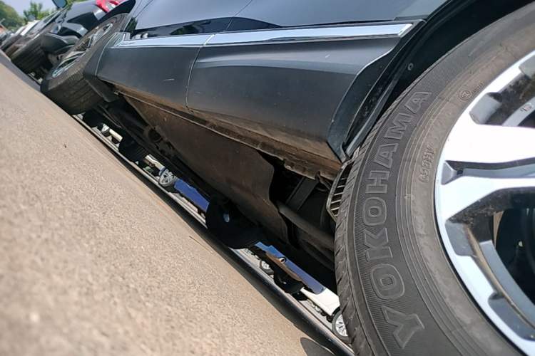 Used Honda CR-V 2021 240TURBO CVT 2WD Fashion Edition Left Side Sill