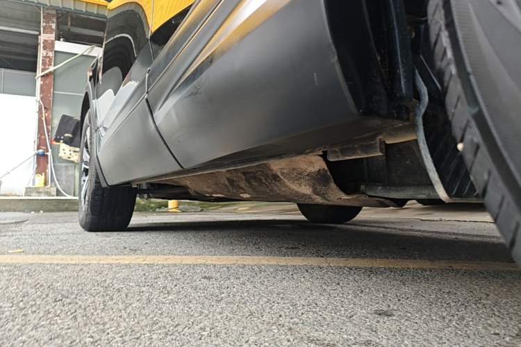 Used Honda CR-V 2021 240TURBO CVT 2WD Comfort Version Left Side Sill