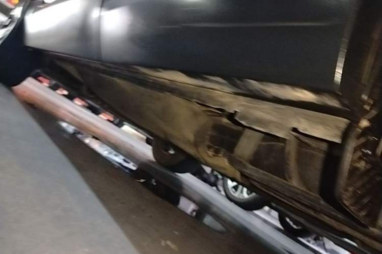 Used Honda CR-V 2021 240TURBO CVT 2WD Comfort Version Left Side Sill
