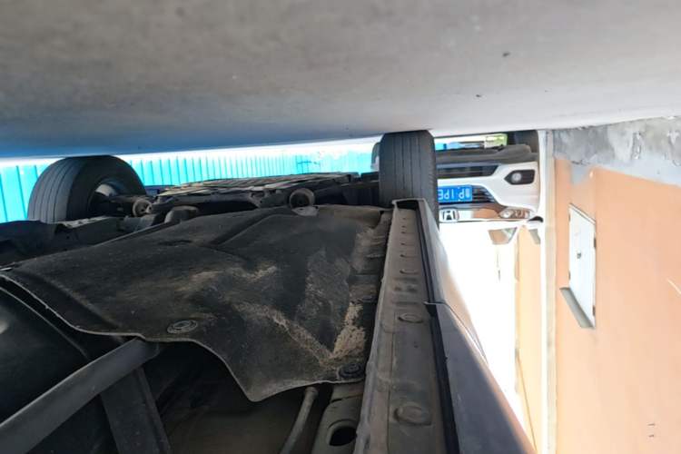 Used Honda CR-V 2021 240TURBO CVT 2WD Comfort Version Left Side Sill