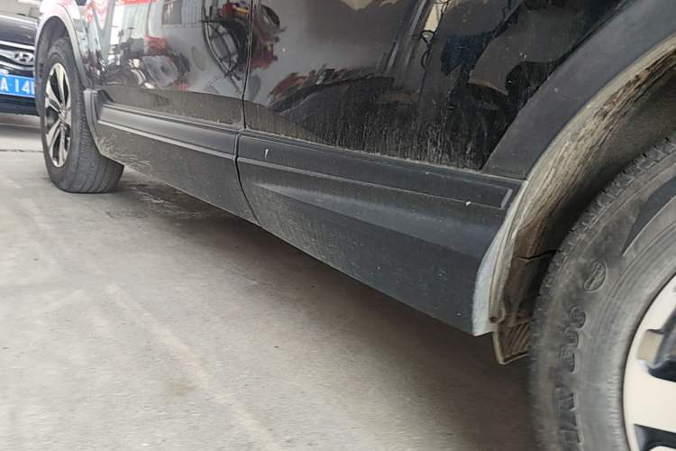 Used Honda CR-V 2021 240TURBO CVT 2WD Comfort Version Left Side Sill