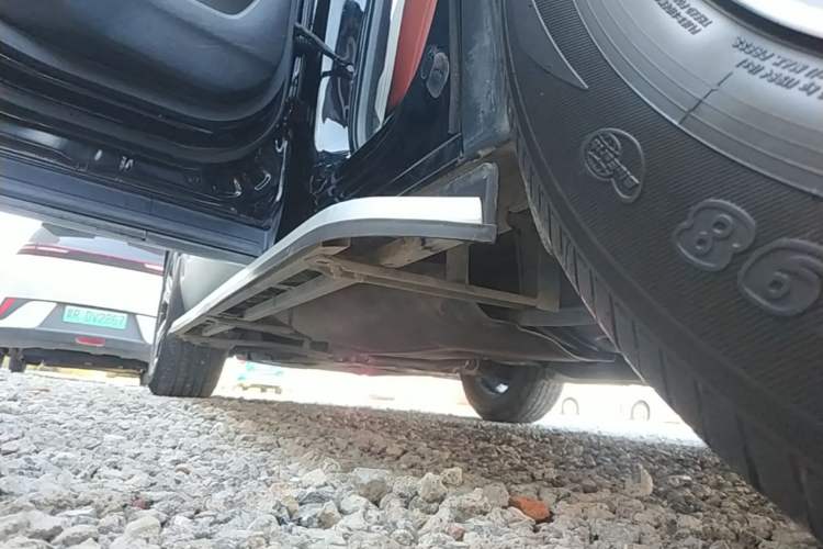 Used Honda CR-V 2021 240TURBO CVT 2WD Comfort Version Left Side Sill