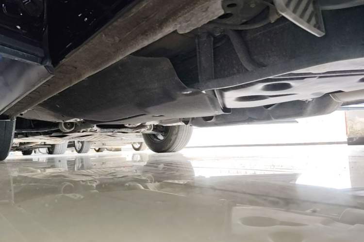 Used Honda CR-V 2021 240TURBO CVT 2WD Fashion Edition Left Side Sill