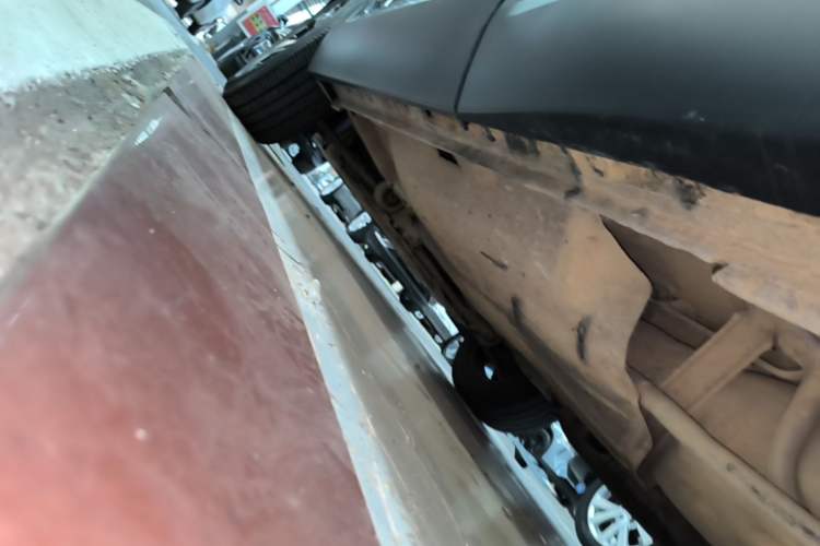 Used Honda CR-V 2021 240TURBO CVT 2WD Fashion Edition Left Side Sill