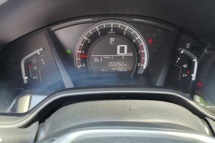 Used Honda CR-V 2021 240TURBO CVT 2WD Comfort Version Odometer Close Up