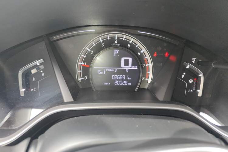 Used Honda CR-V 2021 240TURBO CVT 2WD Comfort Version Odometer Close Up