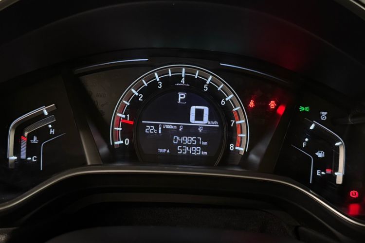 Used Honda CR-V 2021 240TURBO CVT 2WD Comfort Version Odometer Close Up
