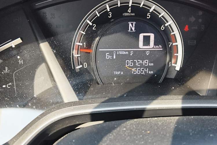 Used Honda CR-V 2021 240TURBO CVT 2WD Comfort Version Odometer Close Up